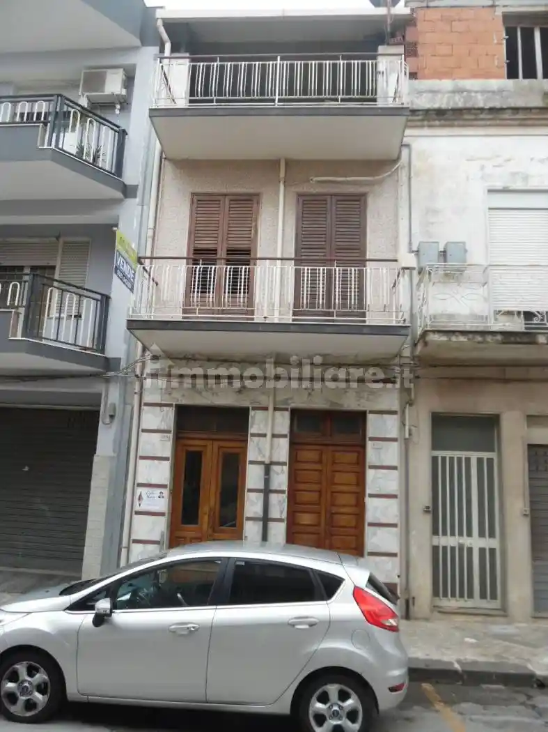 Casa indipendente in vendita a Floridia