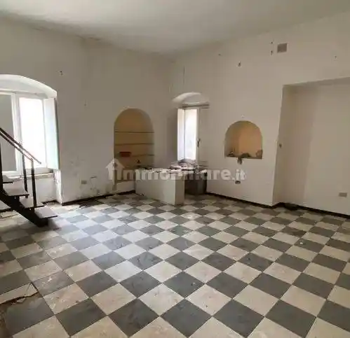 Palazzo - Edificio in vendita a Corato