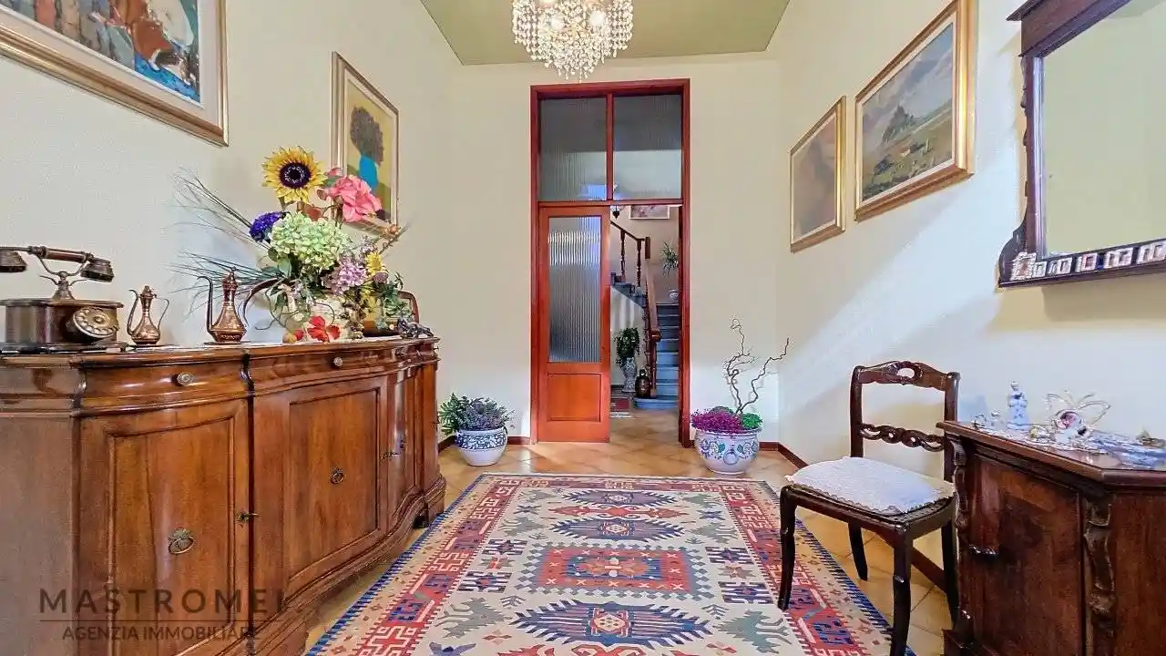 Villa in vendita a Santa Croce sull'Arno