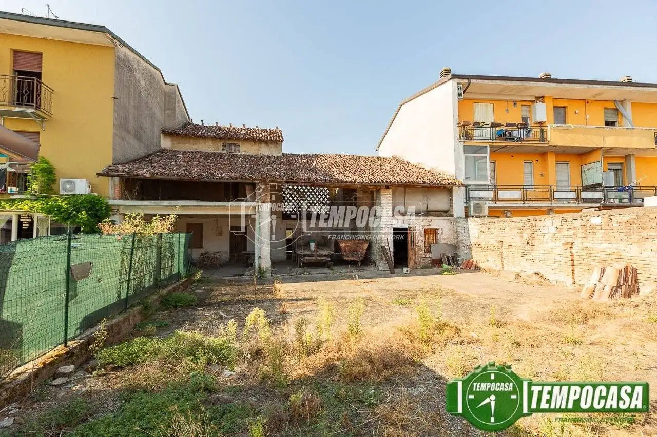 Rustico - Casale in vendita a Pianengo