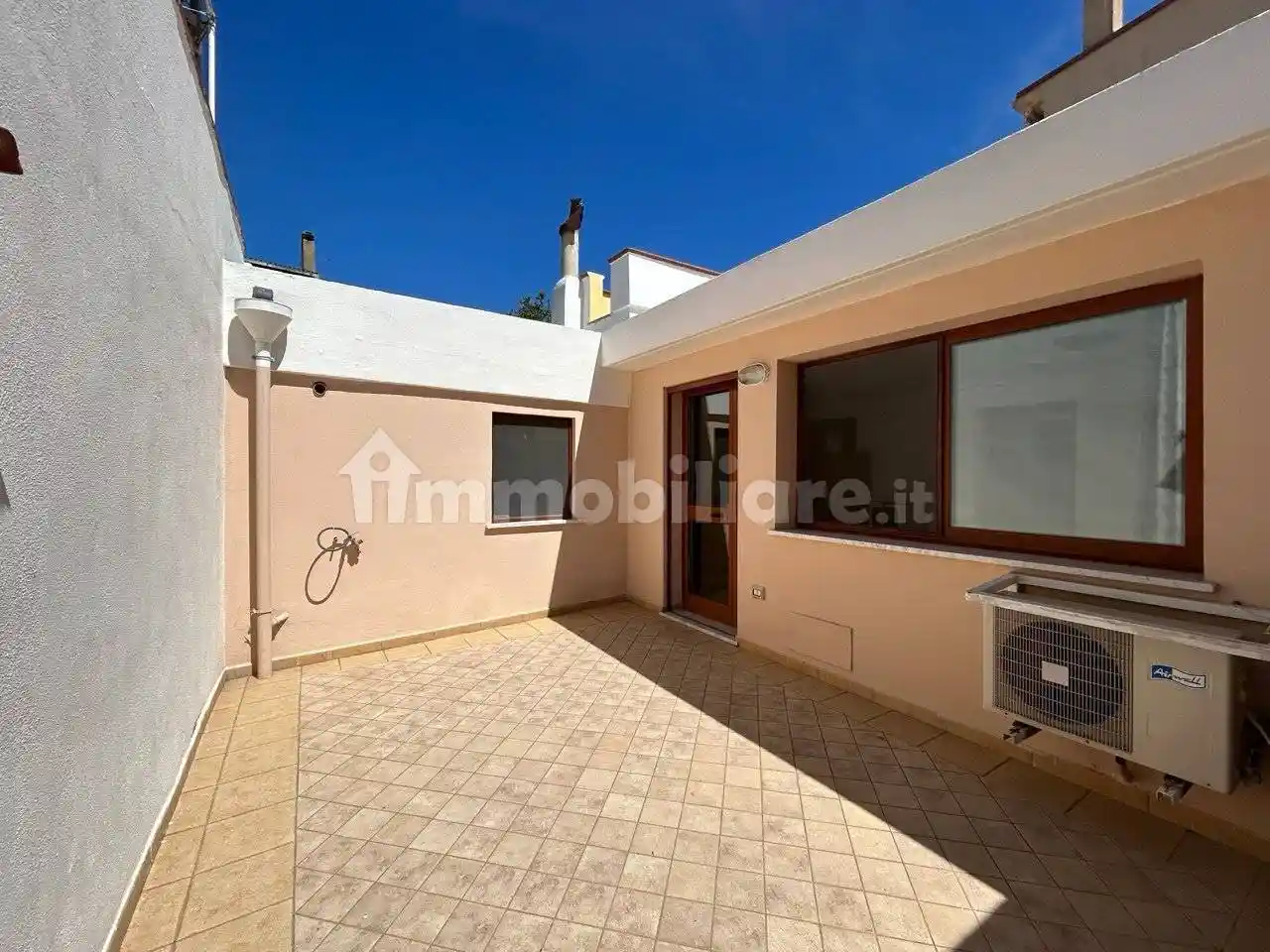 Appartamento in vendita a Elmas