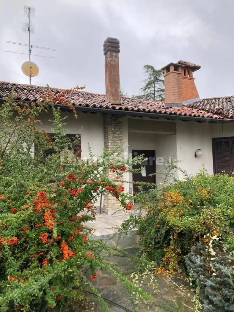 Villa unifamiliare frazione Casa Rossa, Castana - foto 5