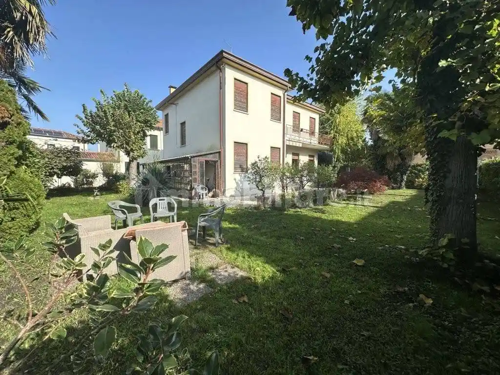 Villa in vendita a Mira