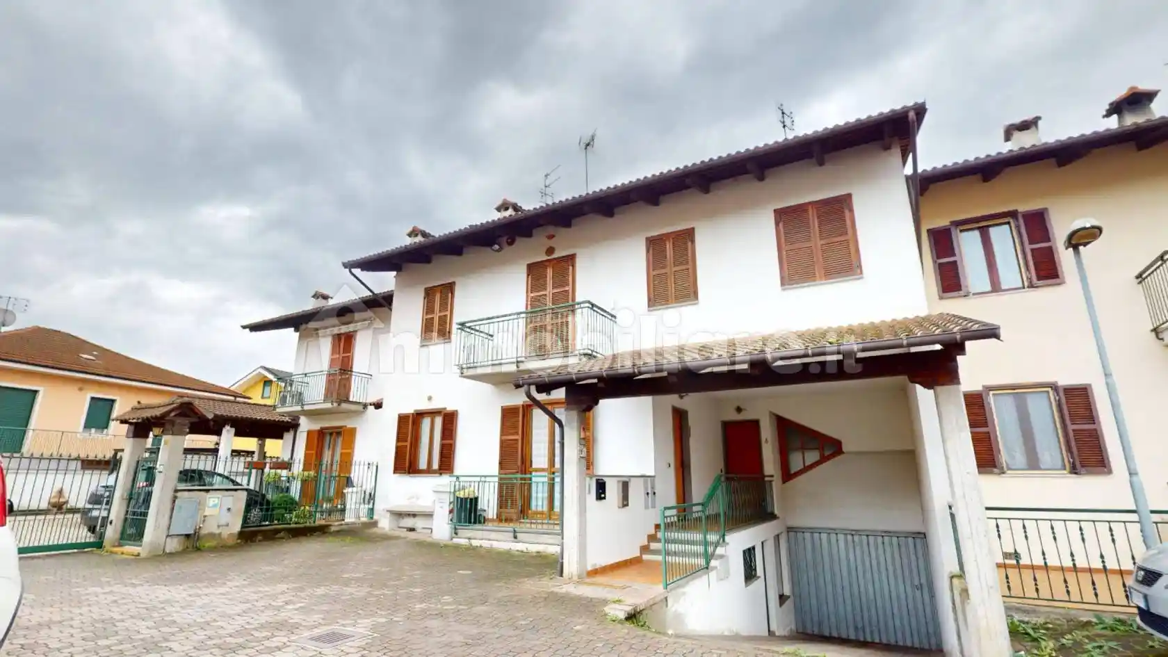 Appartamento in vendita a Sanfrè