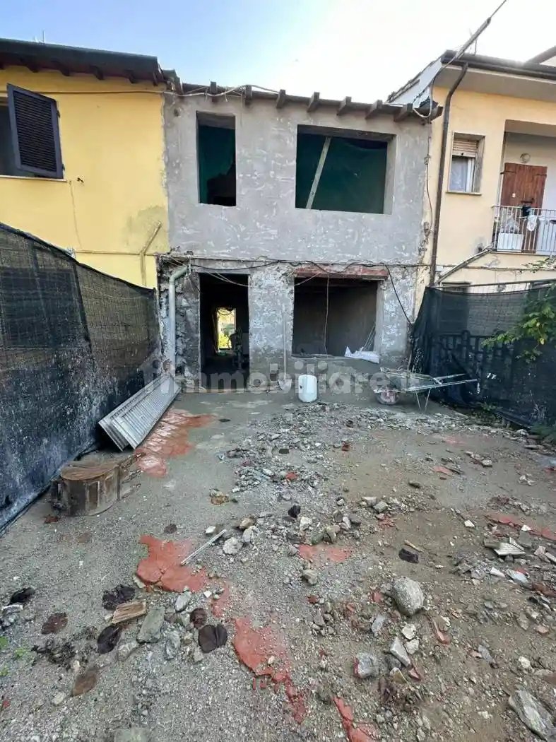 Casa indipendente in vendita a Viareggio
