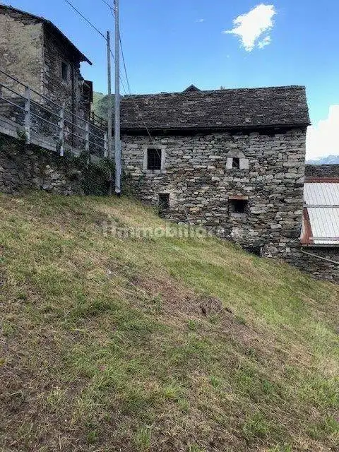 Appartamento in vendita a Borgomezzavalle