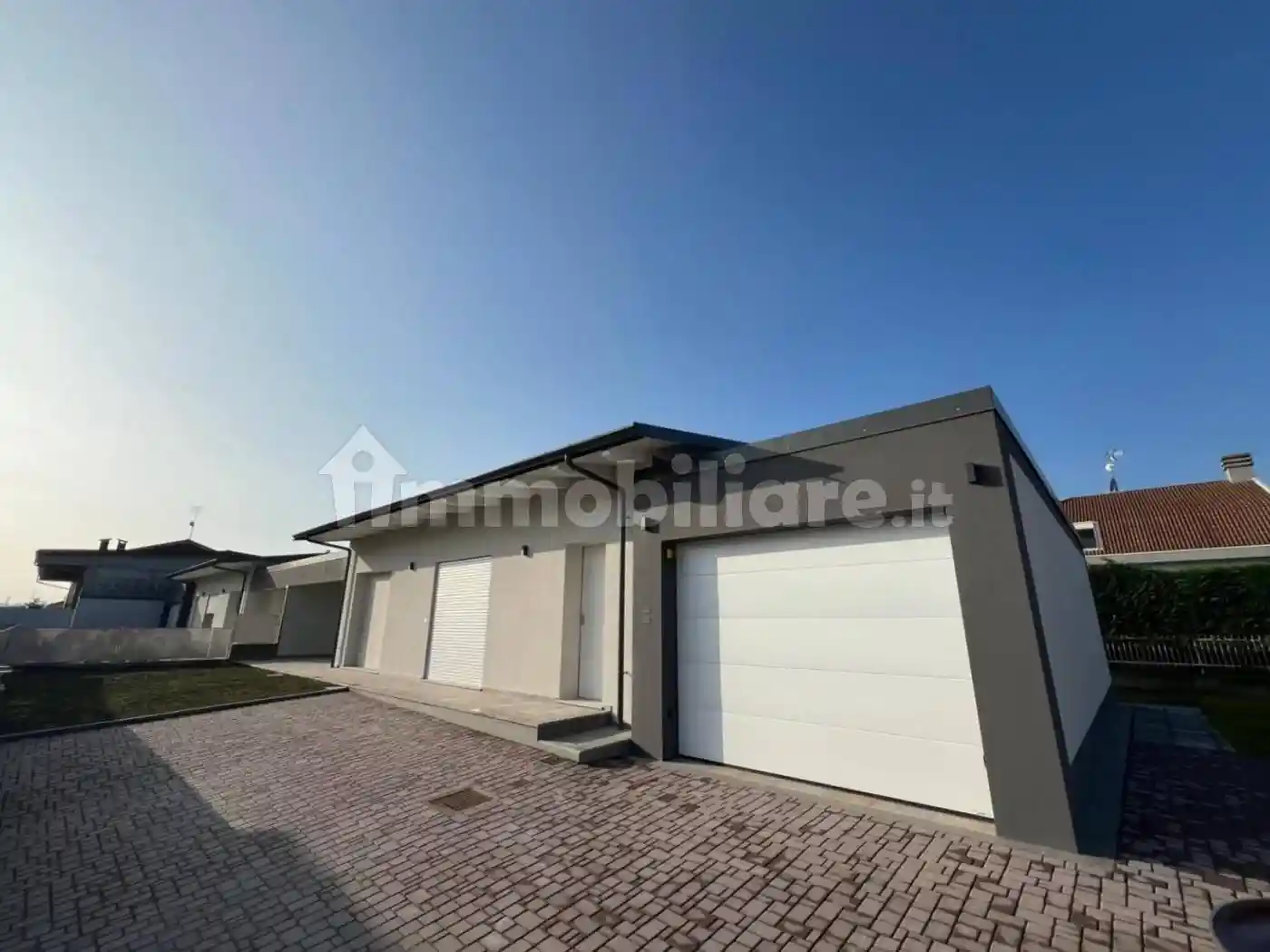 Villa in vendita a Verzuolo