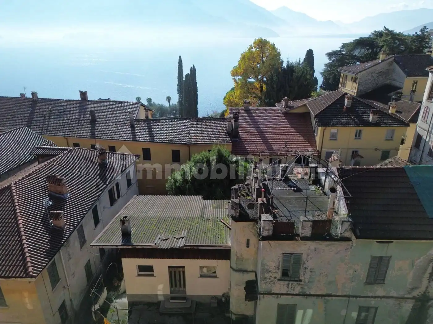 Rustico - Casale in vendita a Gravedona ed Uniti