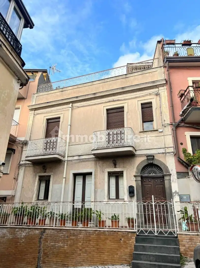 Casa indipendente in vendita a Maletto