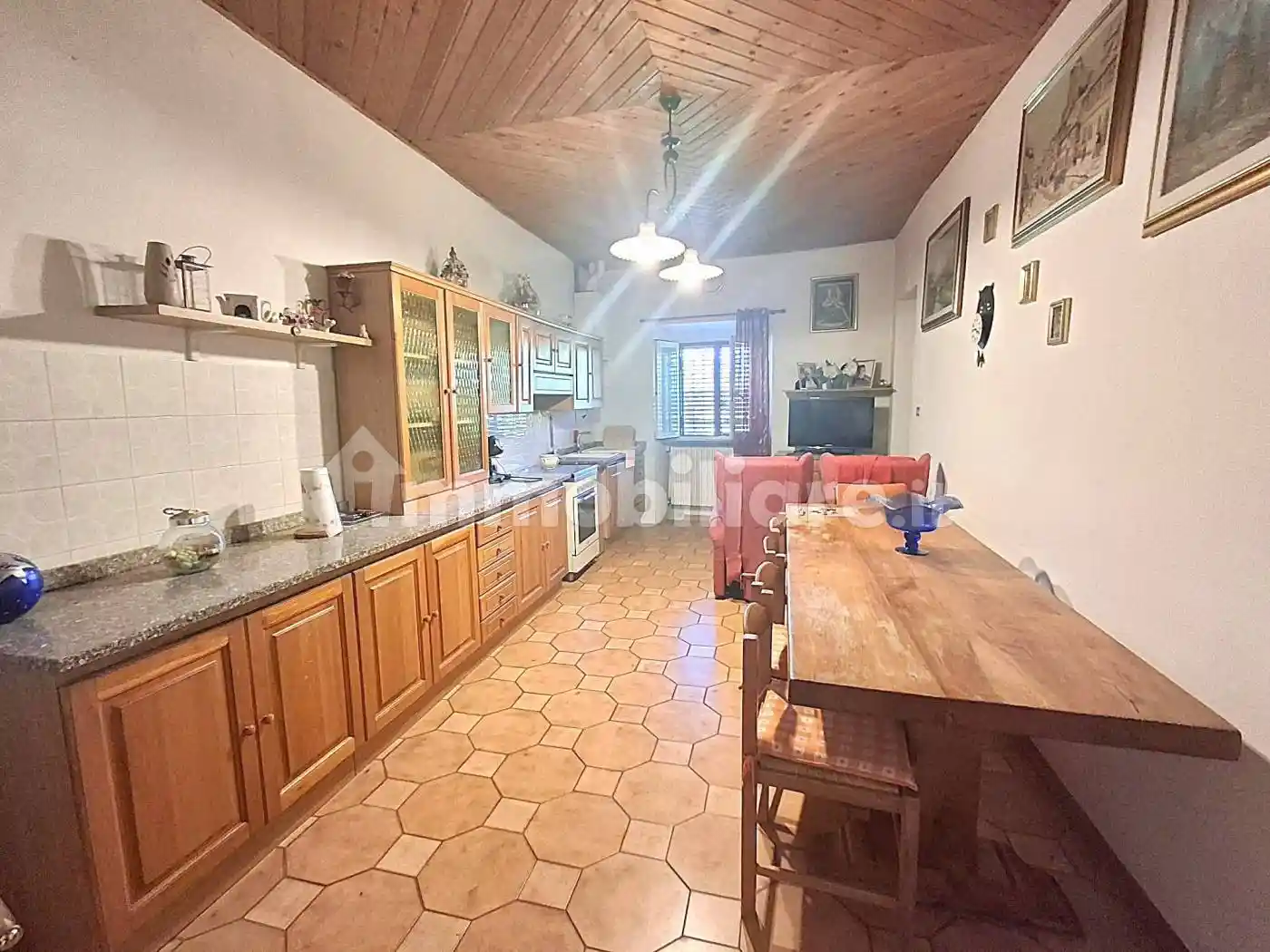 Terratetto unifamiliare 1386 m², buono stato, San Fabiano, Arezzo - foto 2