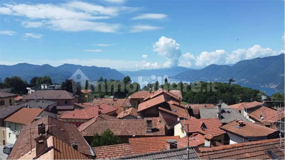 Terratetto unifamiliare 188 m², buono stato, Agra - foto 5