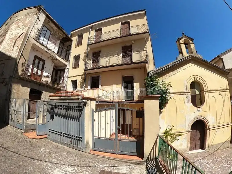 Casa indipendente in vendita a Rende