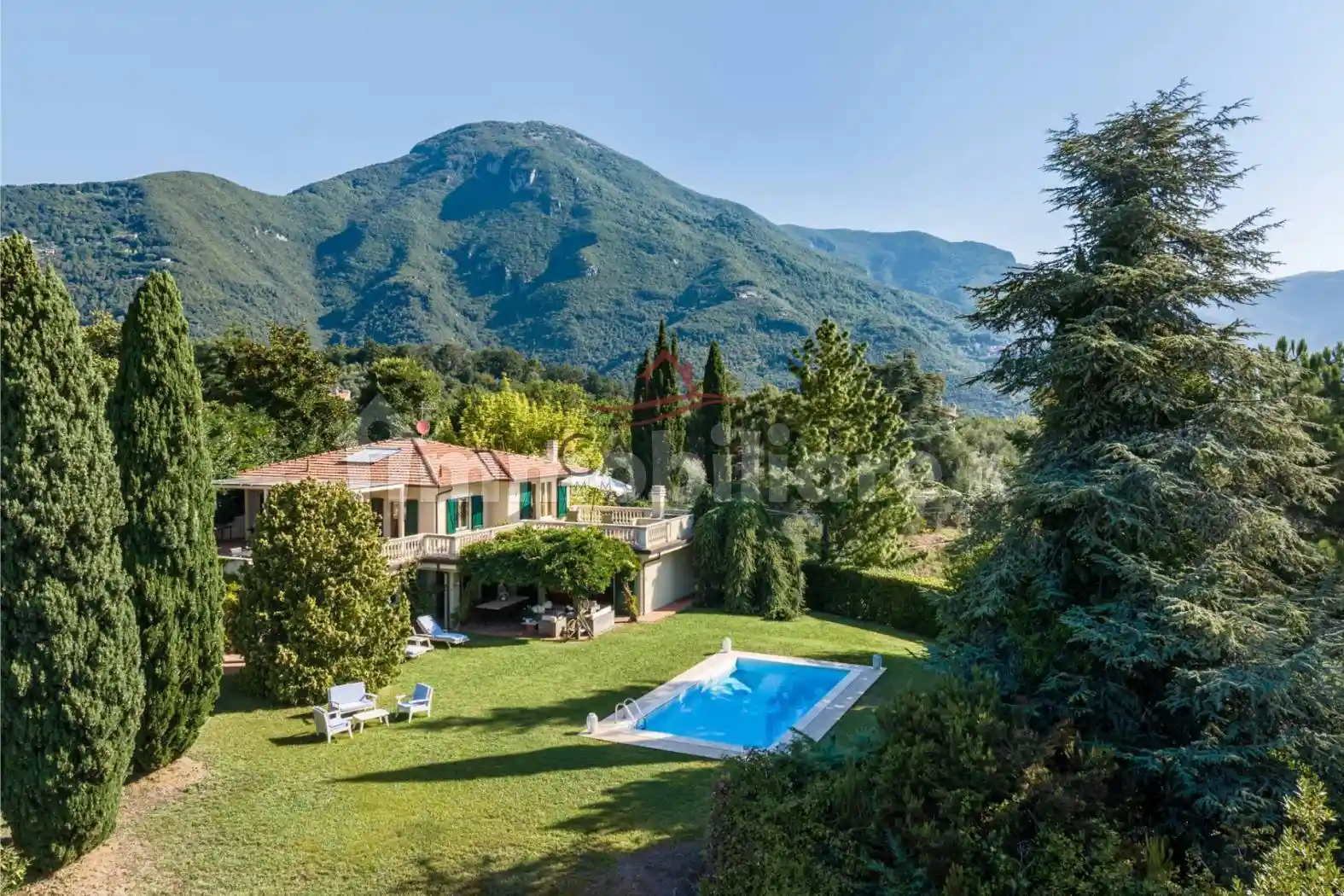 Villa in vendita a Camaiore