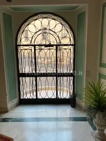 Bilocale largo Duomo 4, Centro, Potenza - foto 3