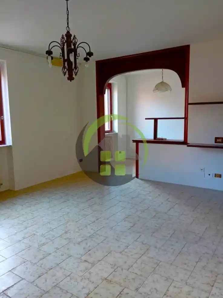 Appartamento in vendita a Peia