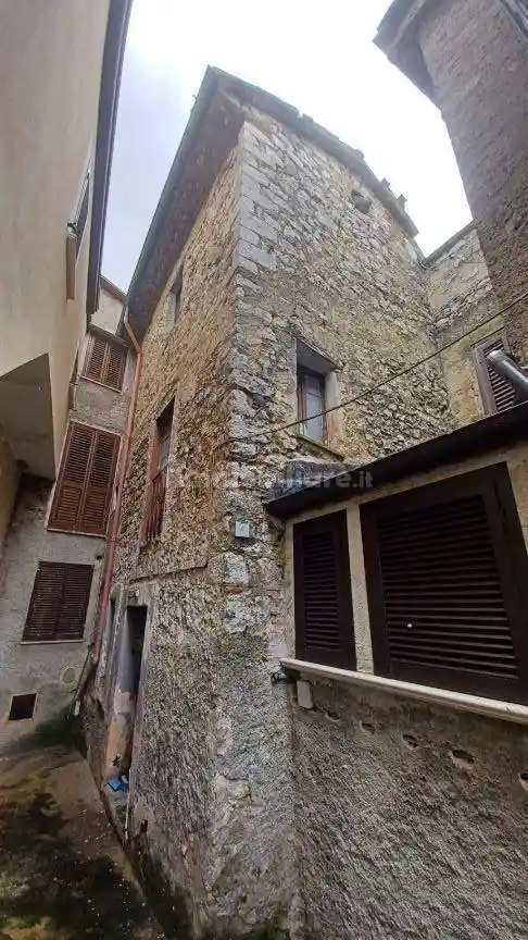 Appartamento in vendita a Amaseno