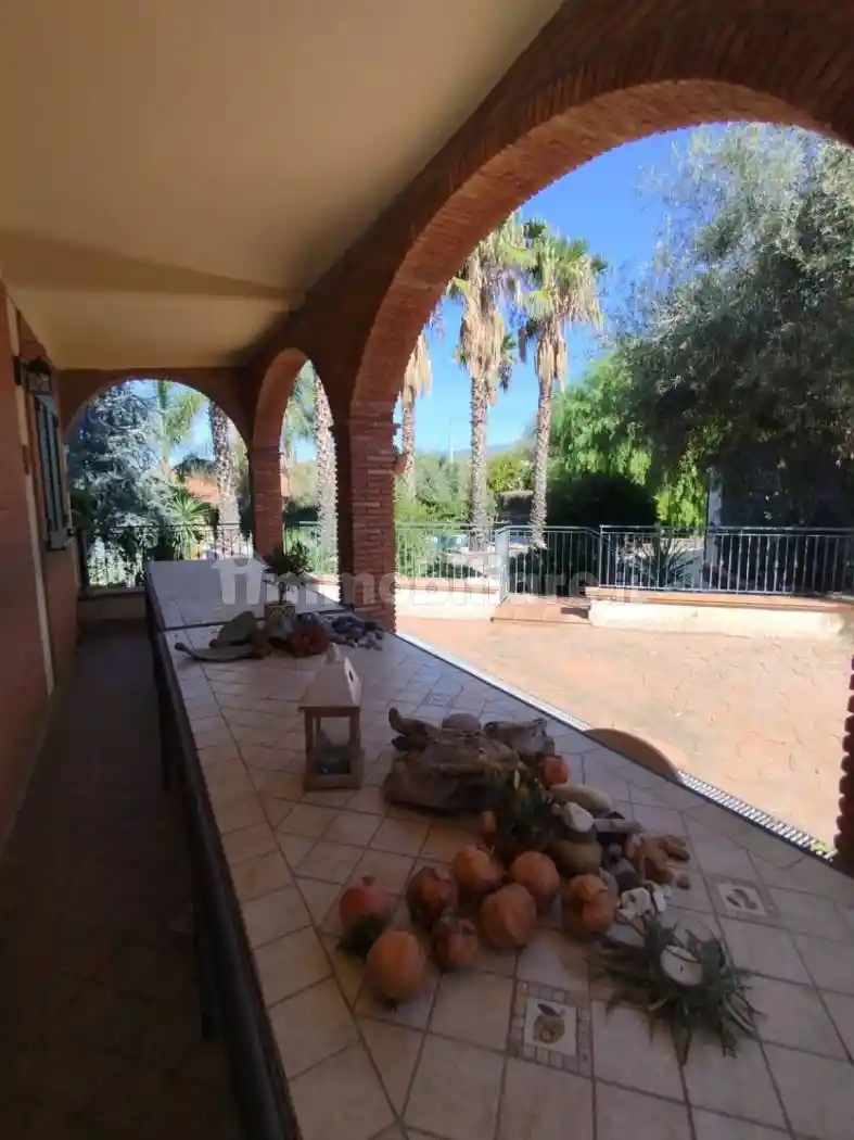 Villa in vendita a Belpasso