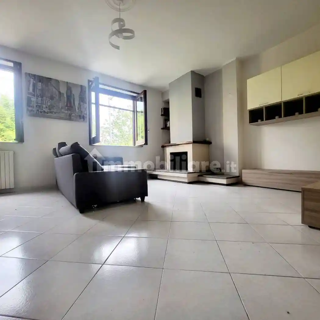 Trilocale via San Salvatore, Picarelli, Rione Ferrovia, Archi, Avellino - foto 4