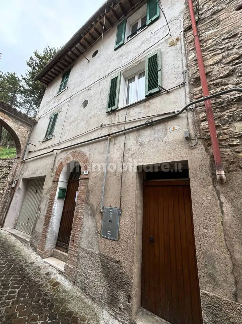 Terratetto unifamiliare 100 m², buono stato, Centro, Esanatoglia - foto 2