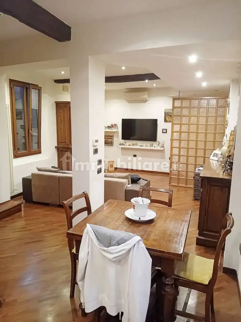 Appartamento in vendita a Bologna