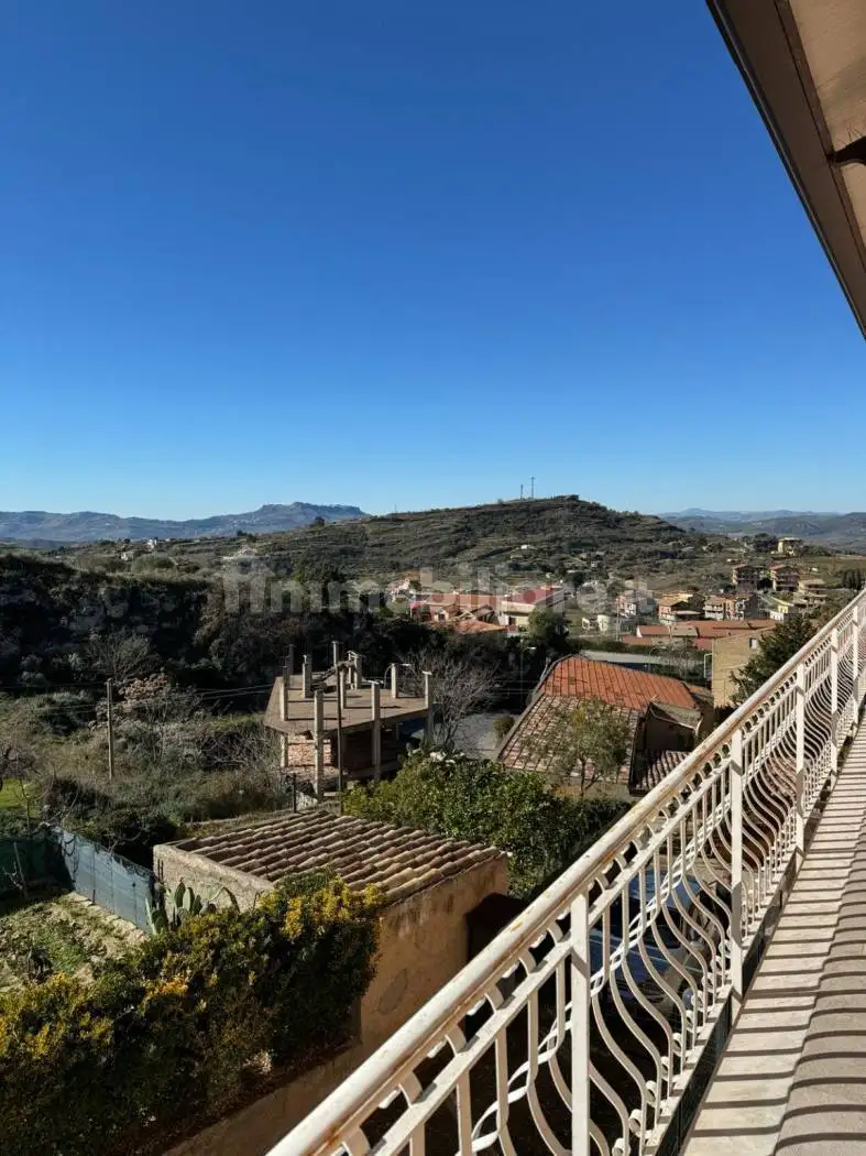 Appartamento via Pietro Nenni, Centro, Assoro - foto 2