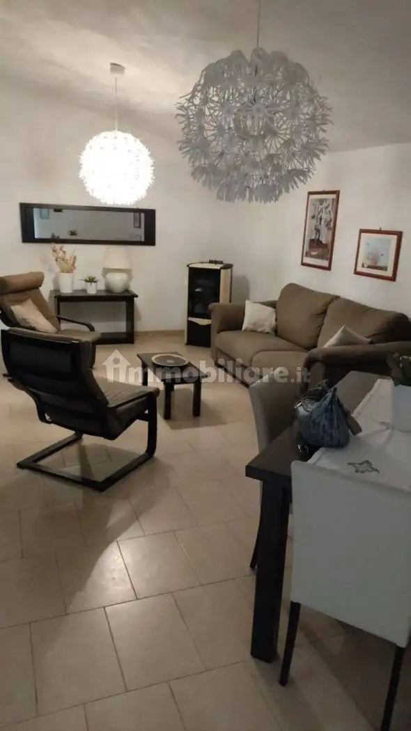 Appartamento in affitto a Marsicovetere