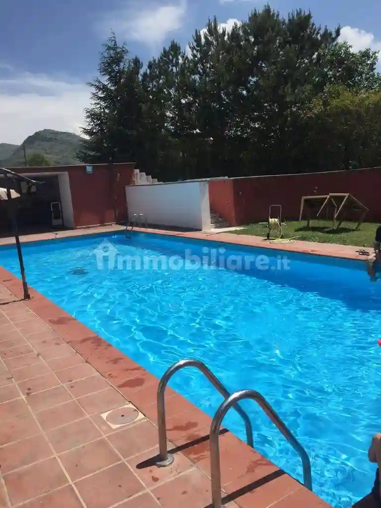 Villa unifamiliare via Massa D'Albe, Centro, Avezzano - foto 4