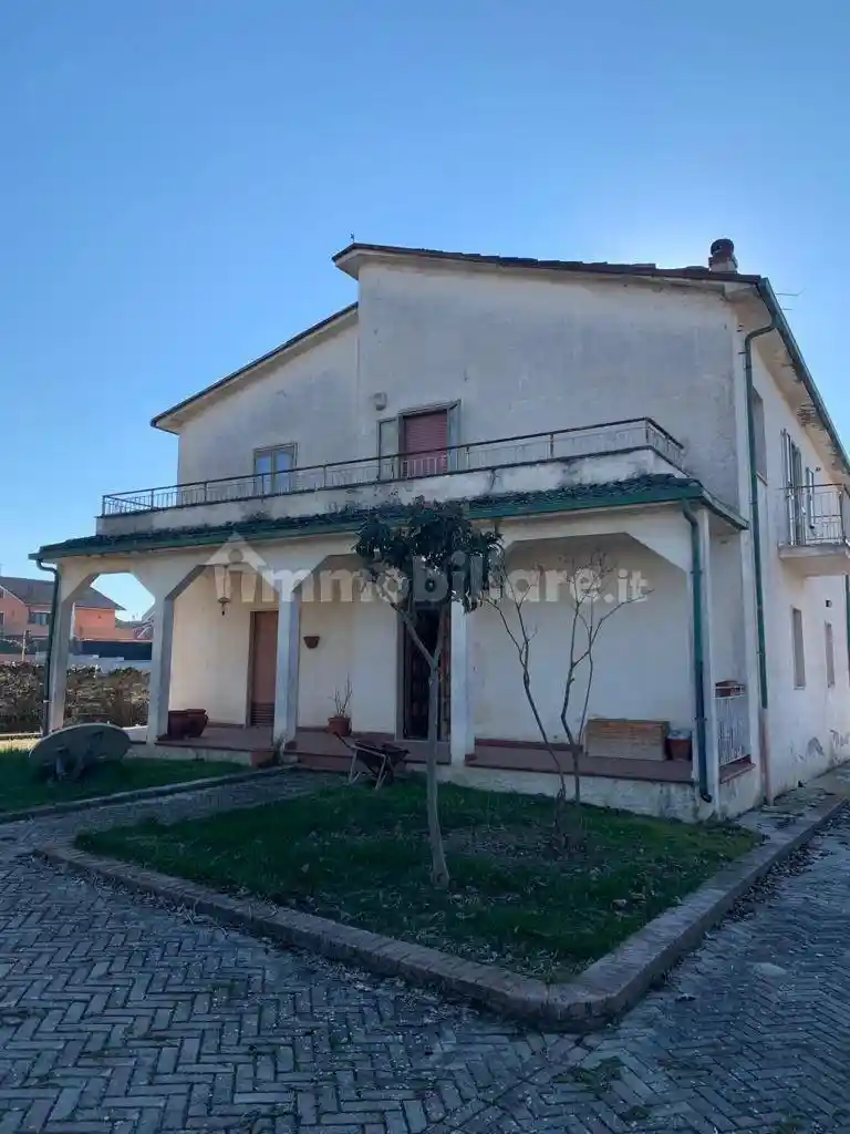 Casa indipendente in vendita a Avezzano