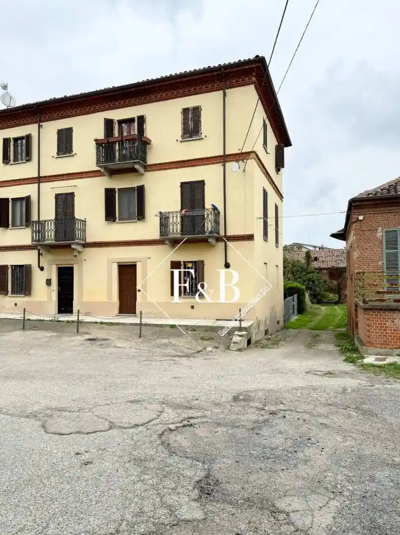 Appartamento in vendita a Castell'Alfero