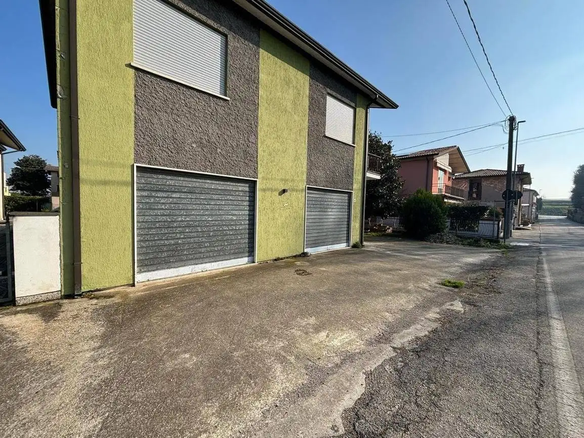 Villa in vendita a Boara Pisani