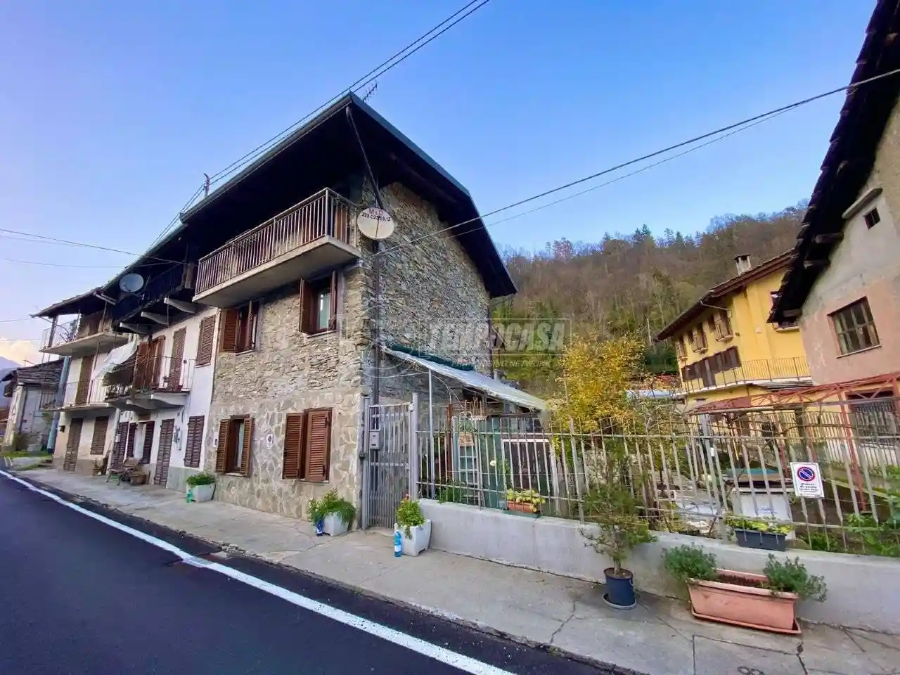 Casa indipendente in vendita a Lanzo Torinese