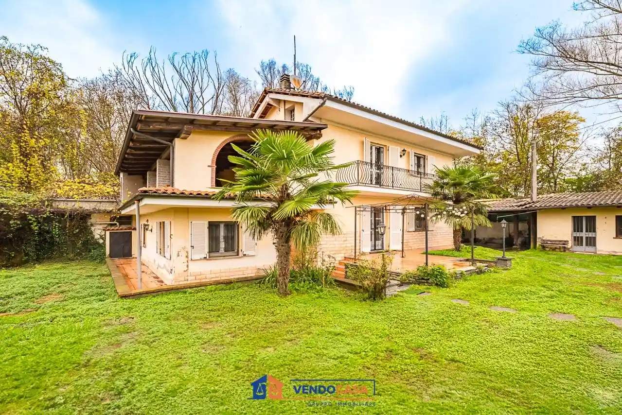 Villa in vendita a Barge