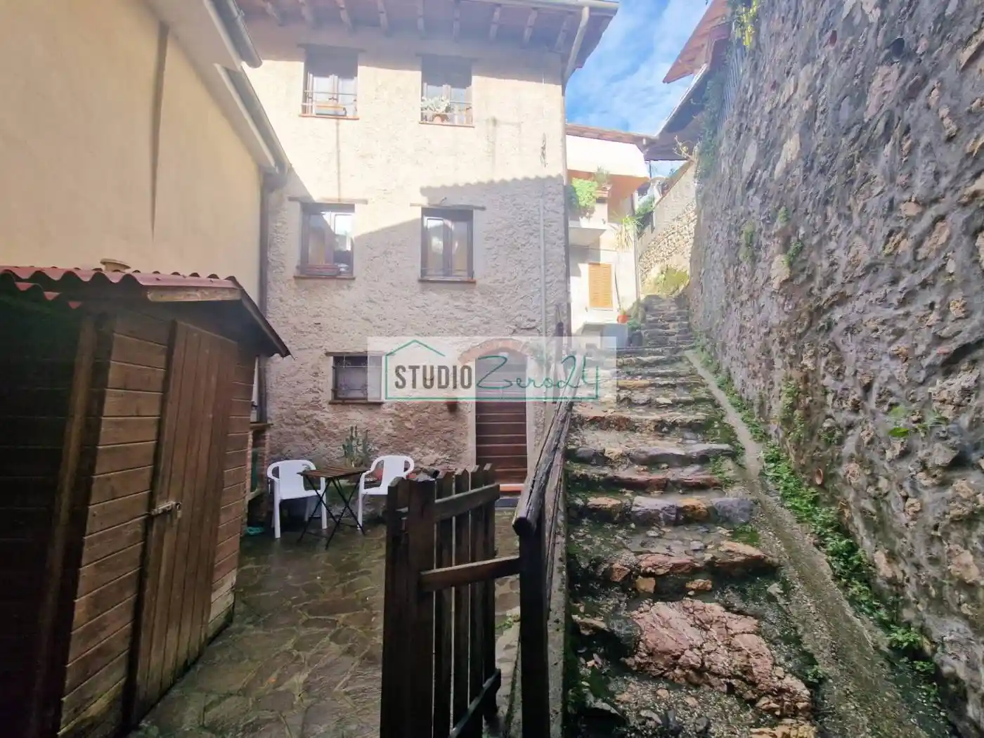 Casa indipendente in vendita a Camaiore