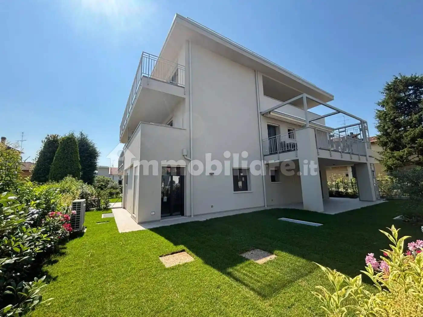 Appartamento in vendita a Desenzano del Garda