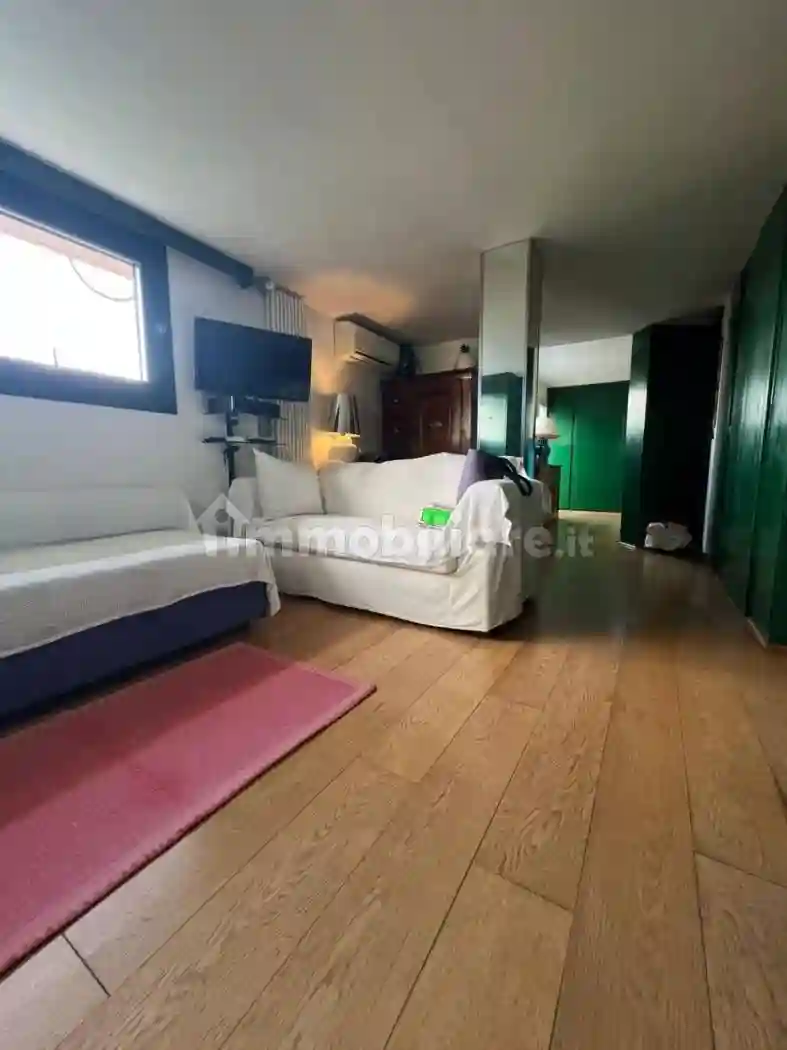 Loft - foto 2