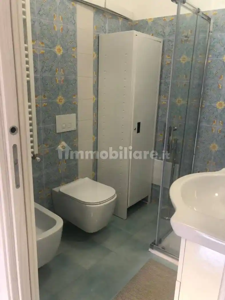 Monolocale piazza Bartolo Villaroja, Centro, Crotone - foto 4