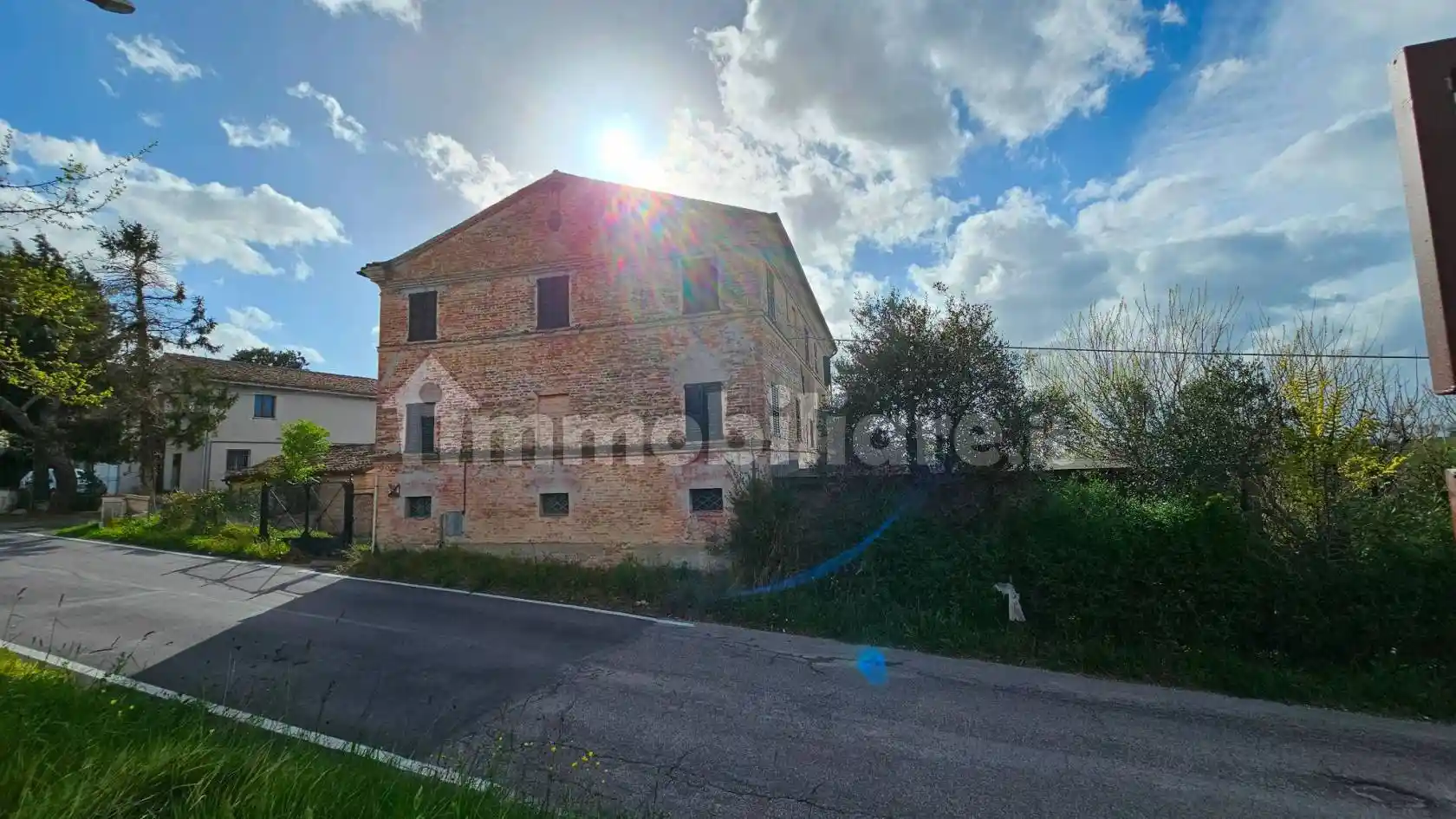 Villa in vendita a Belvedere Ostrense