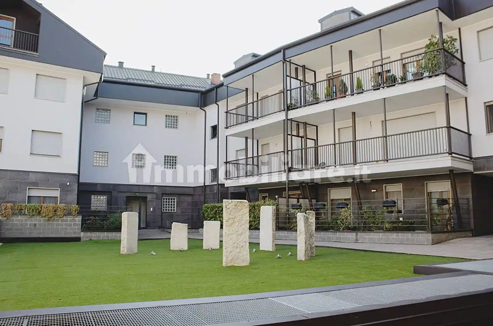 Appartamento in vendita a Novara