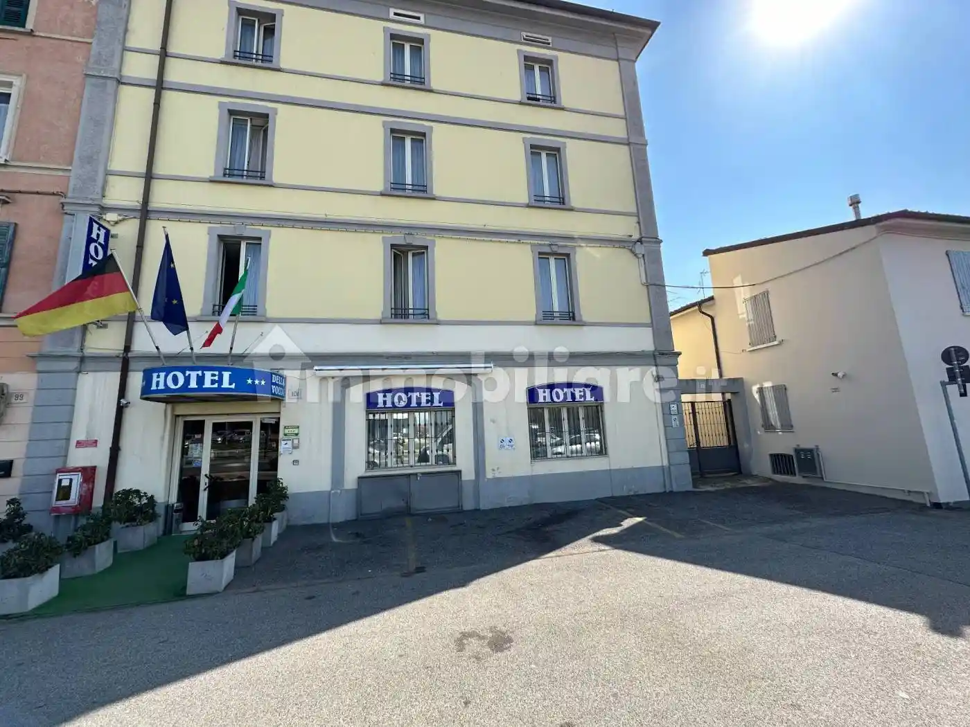 Palazzo - Edificio in vendita a Brescia