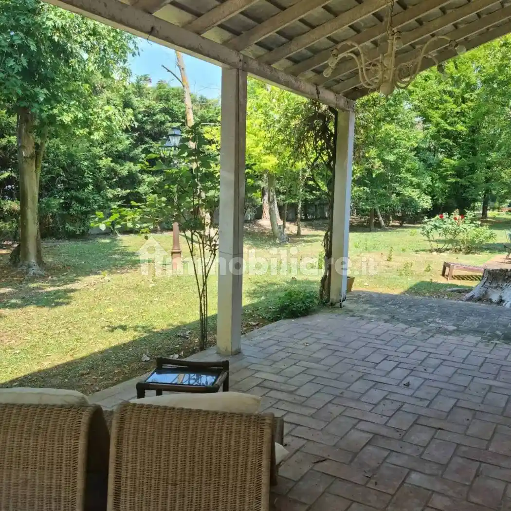 Rustico - Casale in vendita a Ravenna