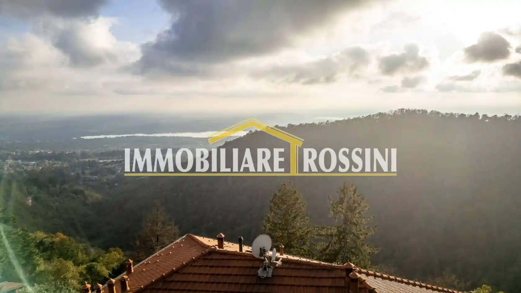 Appartamento via Beata Caterina Moriggi 49, Santa Maria del Monte, Varese - foto 3