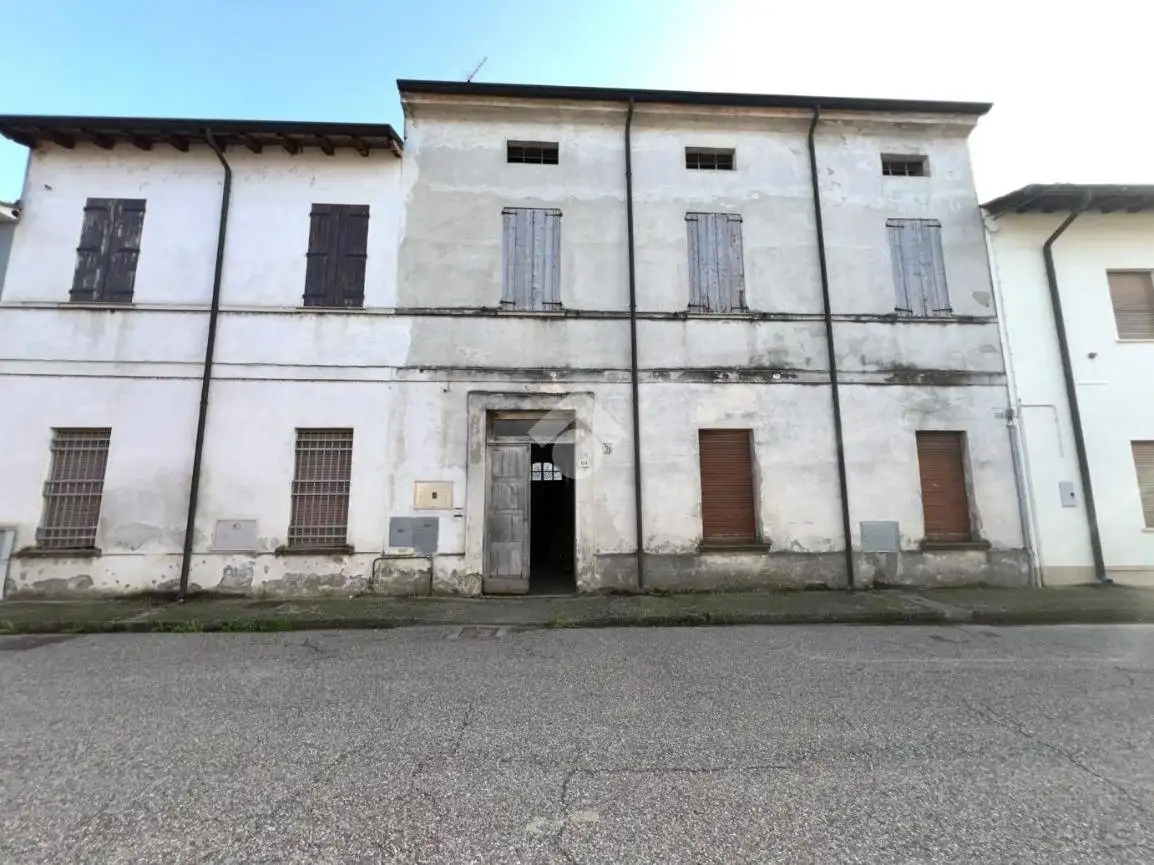 Casa colonica via Trento 124, Centro, Acquanegra sul Chiese - foto 2