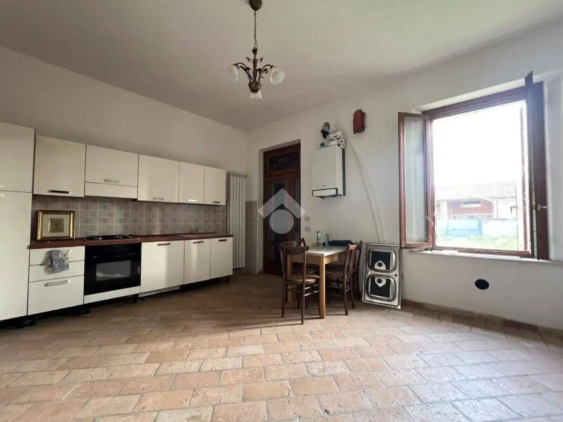 Casa colonica via Trento 124, Centro, Acquanegra sul Chiese - foto 4