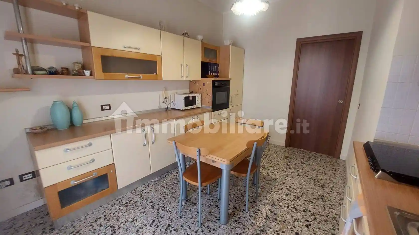 Appartamento in vendita a Ancona