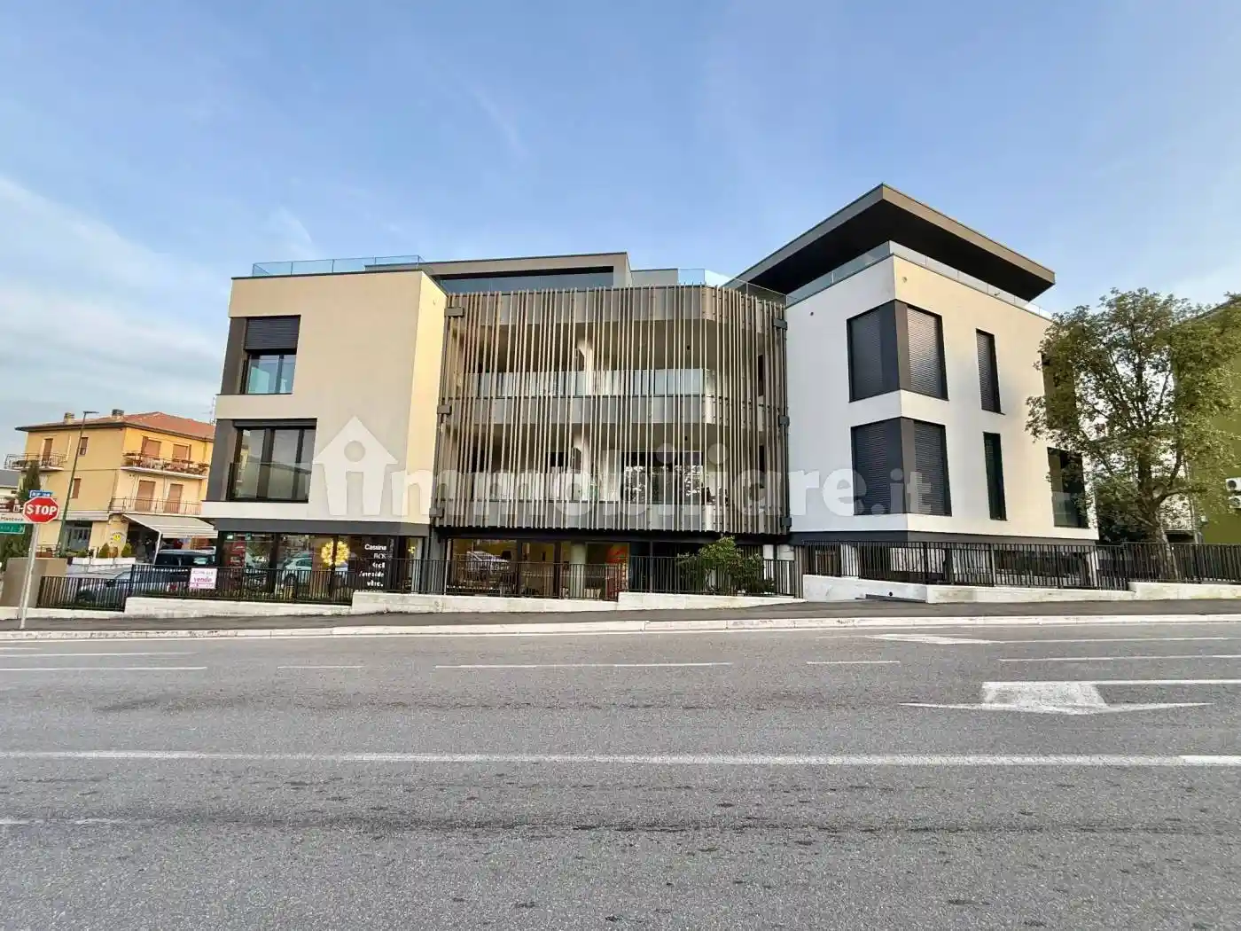 Appartamento in vendita a Peschiera del Garda