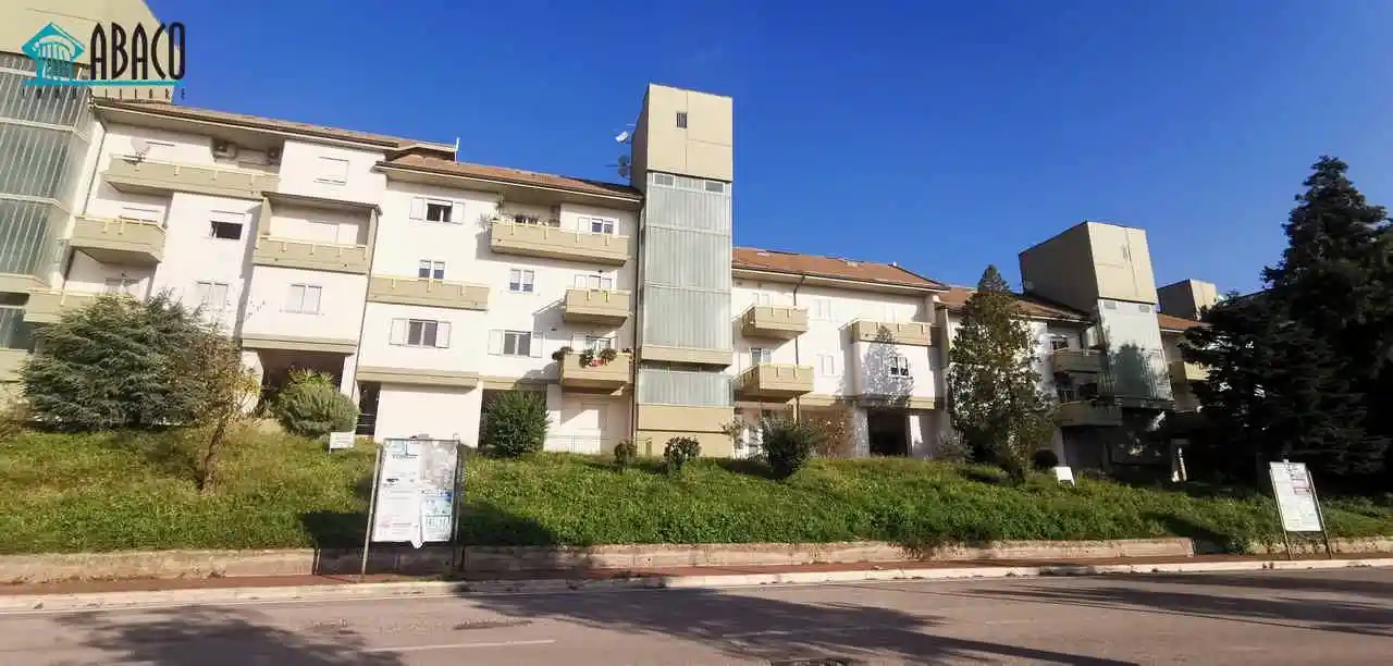 Appartamento via Guido Luigi Bentivoglio 1, A. Annarumma, A. Gasperi, F. Tedesco, Avellino - foto 2