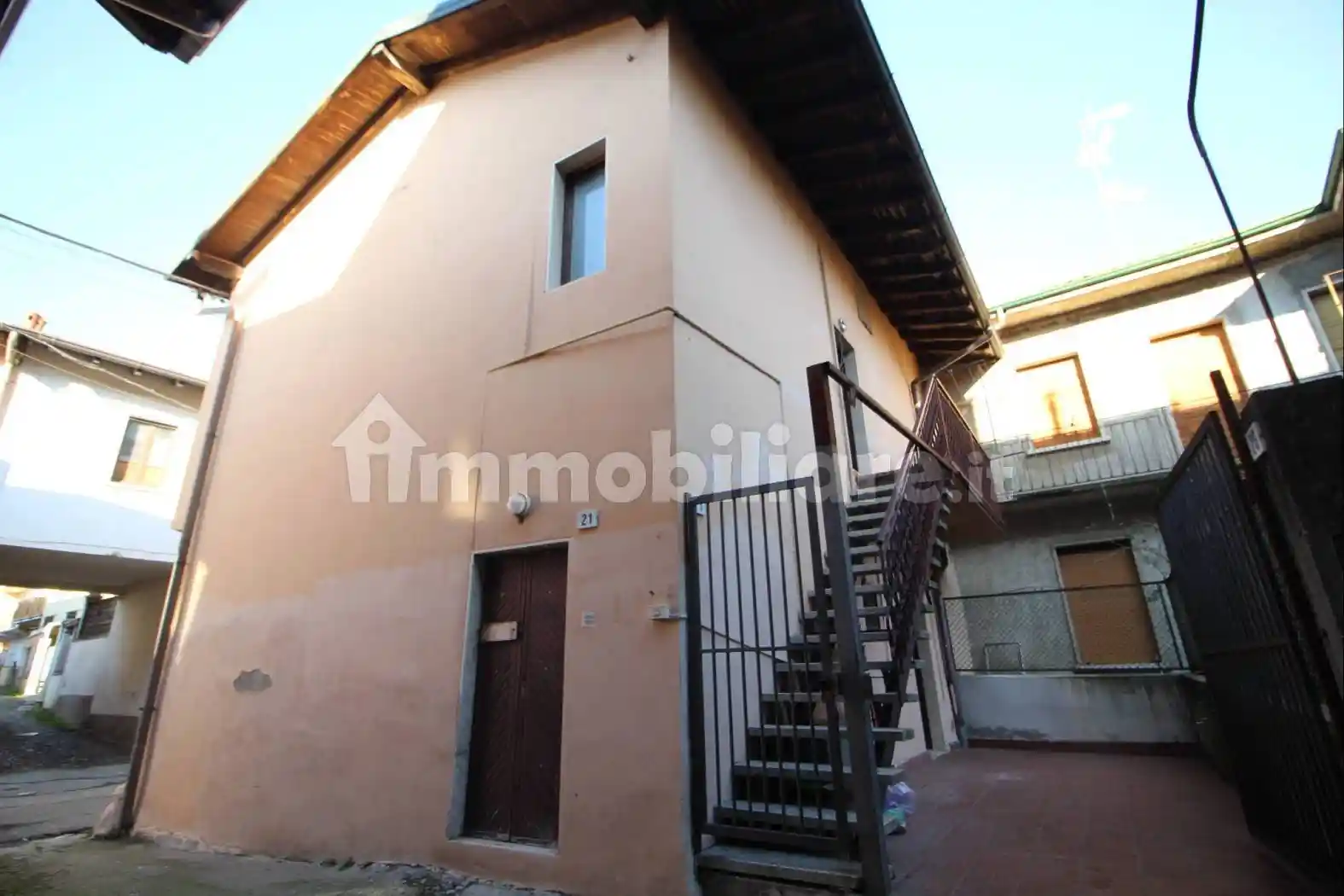 Casa indipendente in vendita a Casorate Sempione