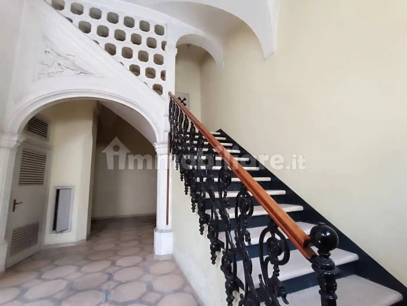 Palazzo - Edificio in vendita a Martina Franca