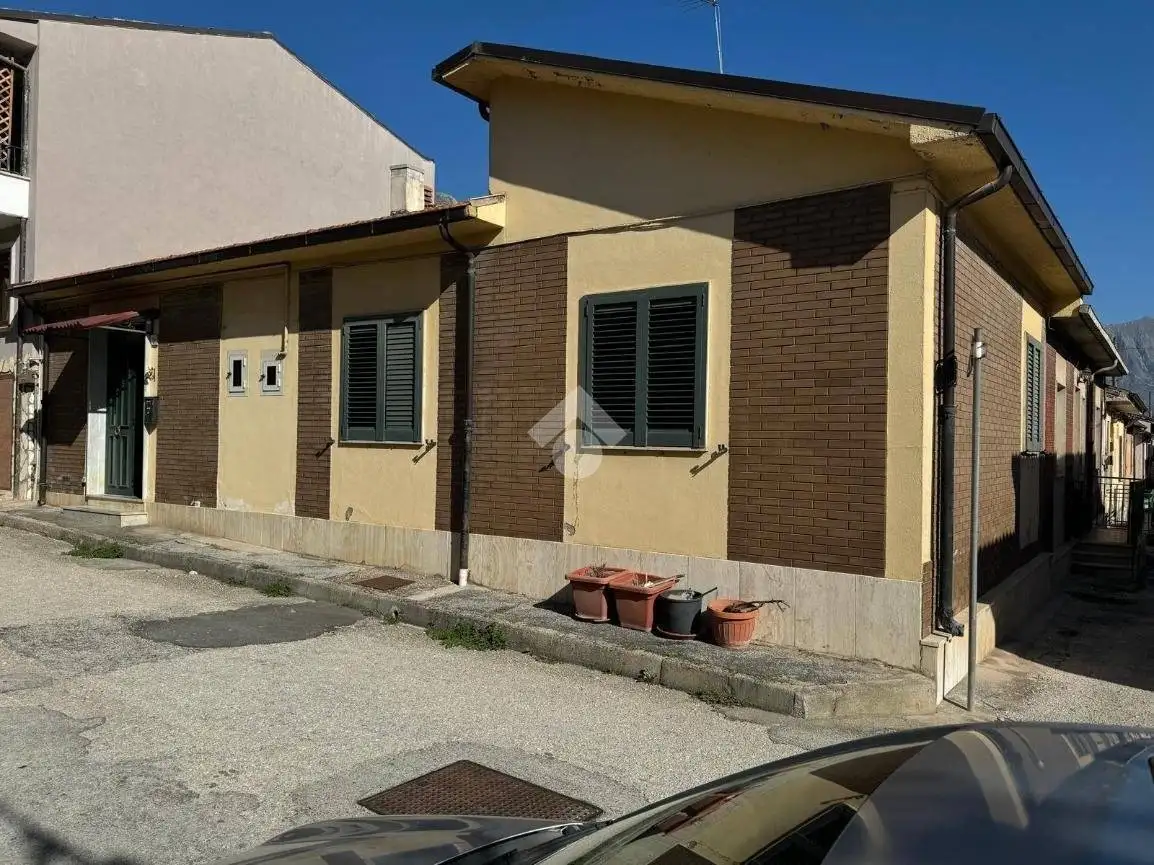 Casa indipendente in vendita a Avezzano