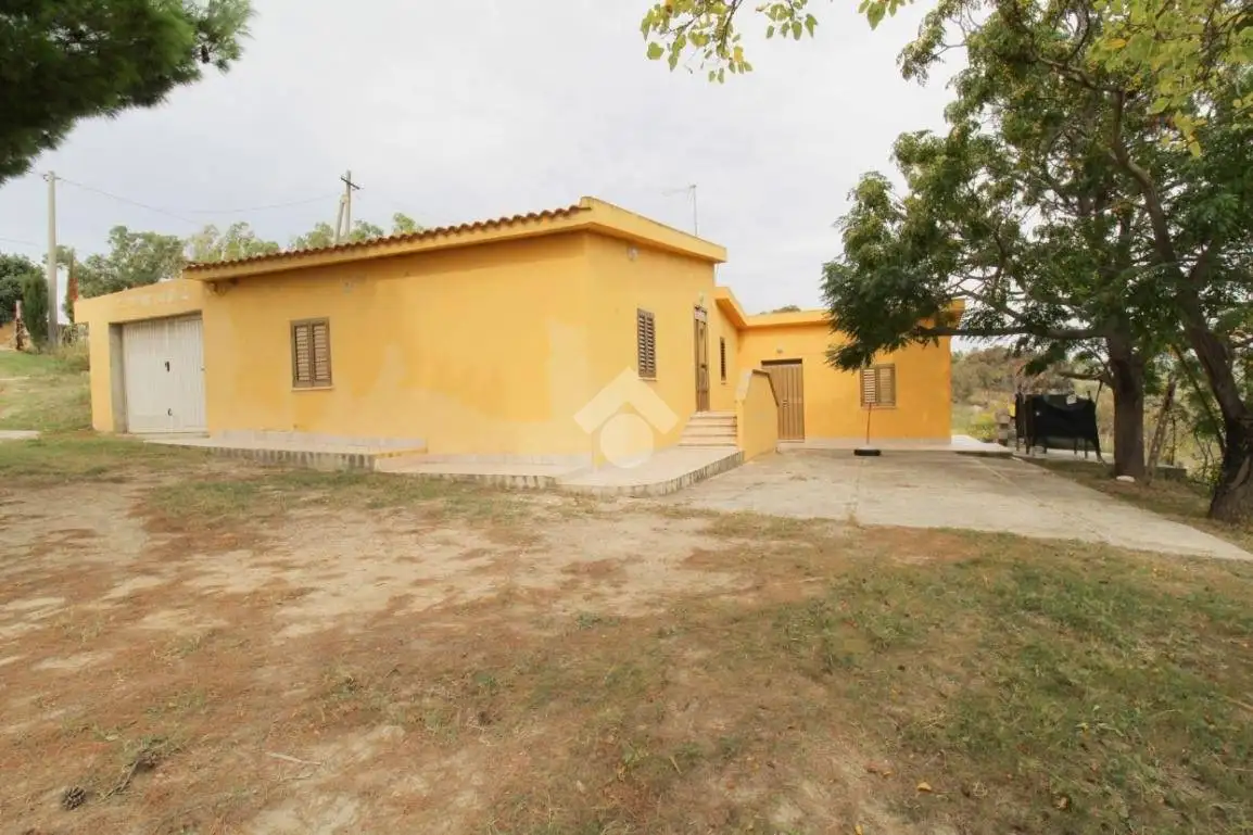 Casa indipendente in vendita a Isola di Capo Rizzuto